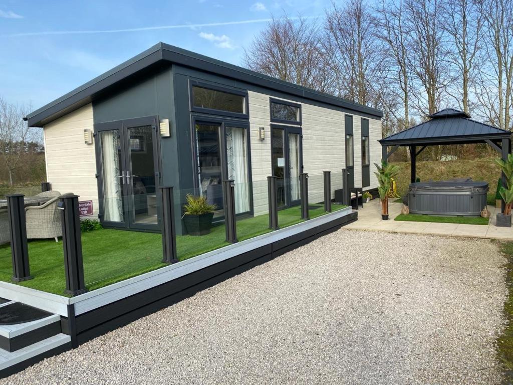 Silverdale Lodge Hot Tub & Wifi Warton  Exterior photo